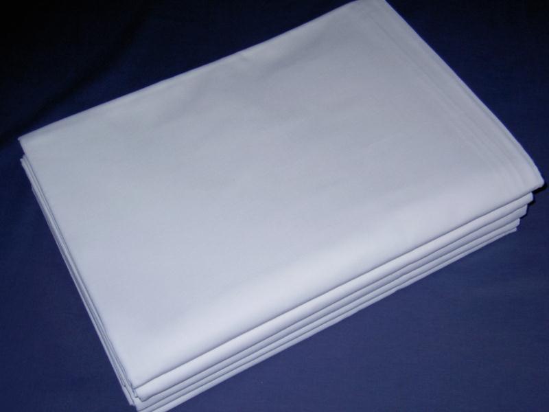 BORA - posteľná biela plachta, 50:50 bavlna/ polyester, 160 x 260 cm BORA - posteľná biela plachta, 50:50 bavlna/ polyester, 160 x 260 cm